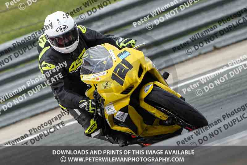 cadwell no limits trackday;cadwell park;cadwell park photographs;cadwell trackday photographs;enduro digital images;event digital images;eventdigitalimages;navarra;no limits trackdays;peter wileman photography;racing digital images;trackday digital images;trackday photos